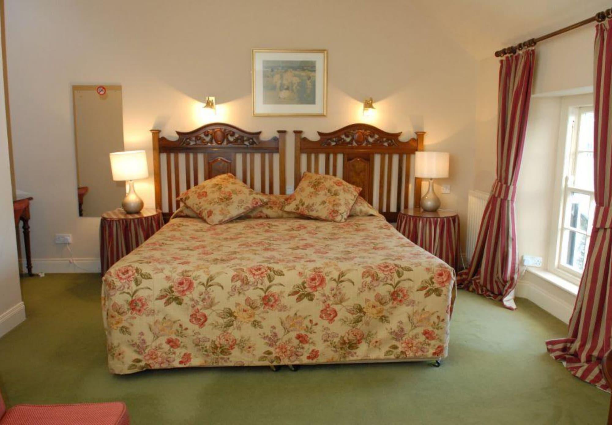 Londonderry Arms Hotel Carnlough Zewnętrze zdjęcie