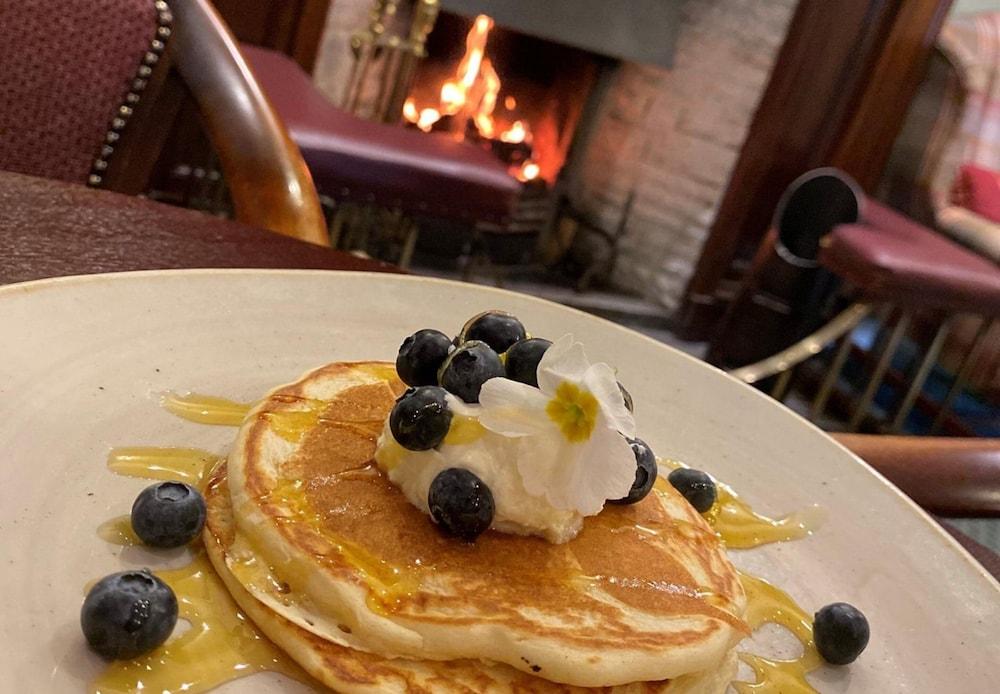 Londonderry Arms Hotel Carnlough Zewnętrze zdjęcie