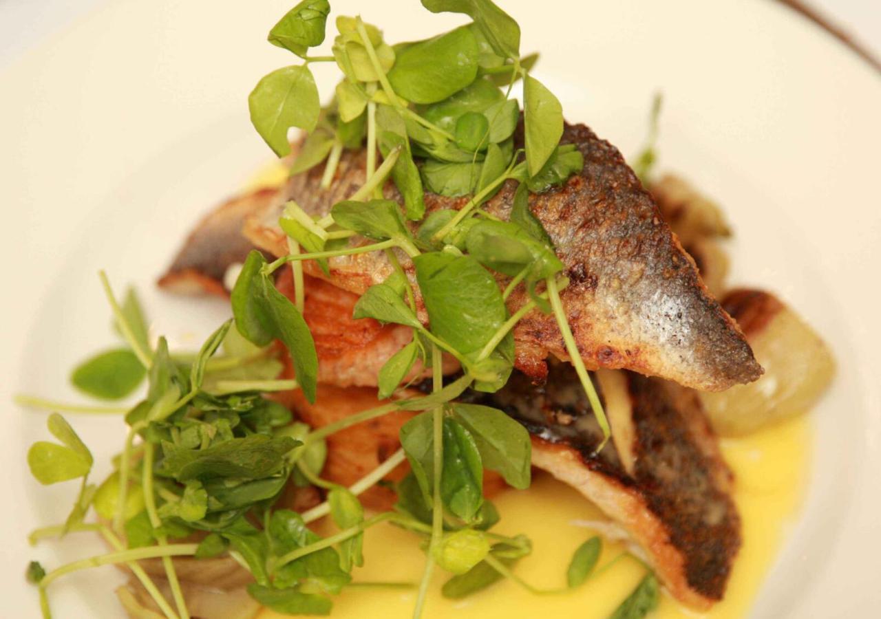 Londonderry Arms Hotel Carnlough Zewnętrze zdjęcie
